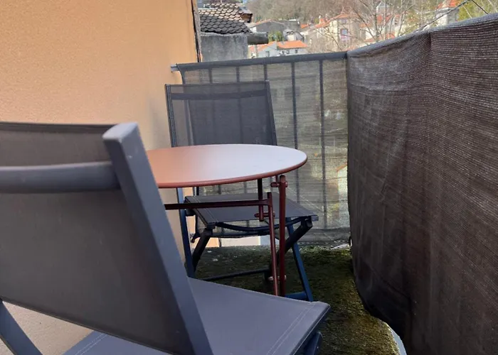 Дом отдыха Maison Cosy A - Calme, Nature & Volcans Вольвик